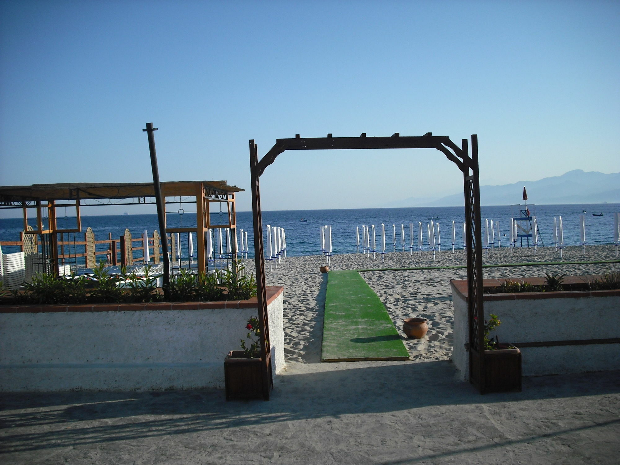 Regent Beach Hotel & Apartments Reggio di Calabria Kültér fotó